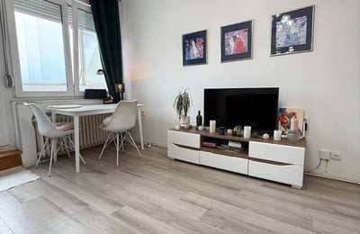 Location d’un studio lumineux, 34 m², centre de la vieille ville, Belgrade, Serbie